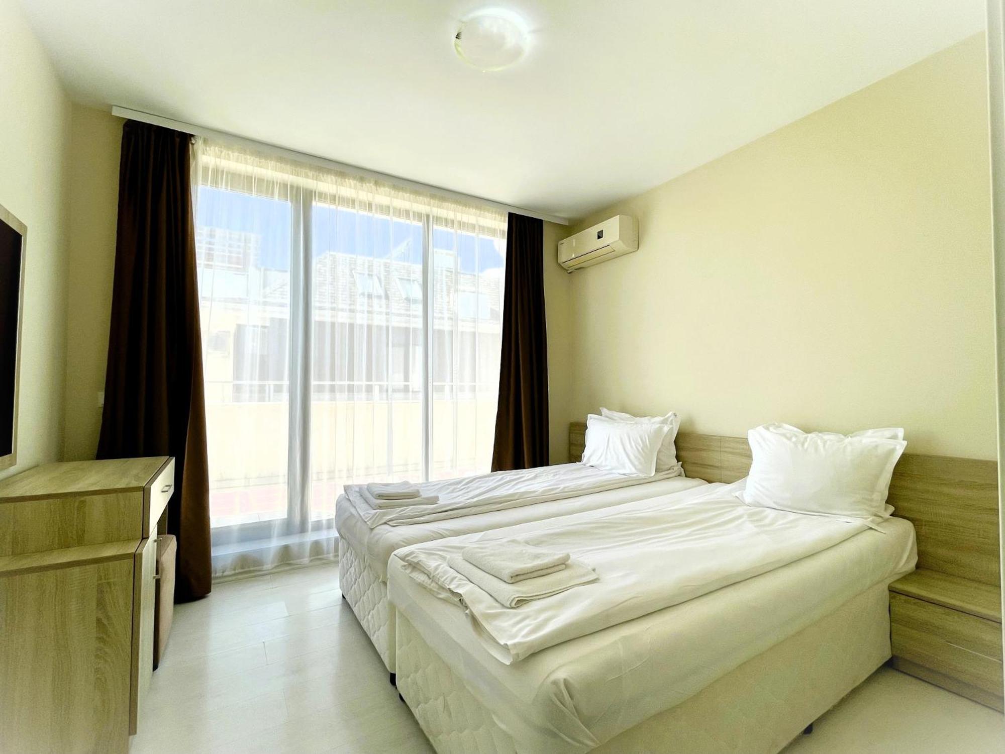 Apartments Stamopolu Lux With Pool View Primorsko Eksteriør billede
